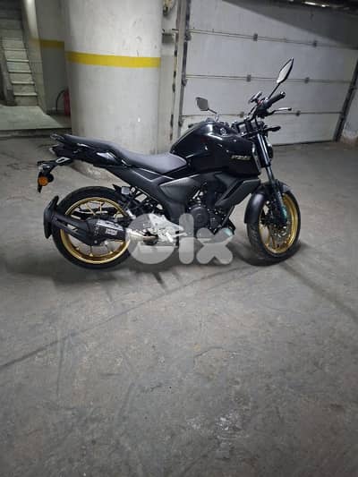 yamaha fzs