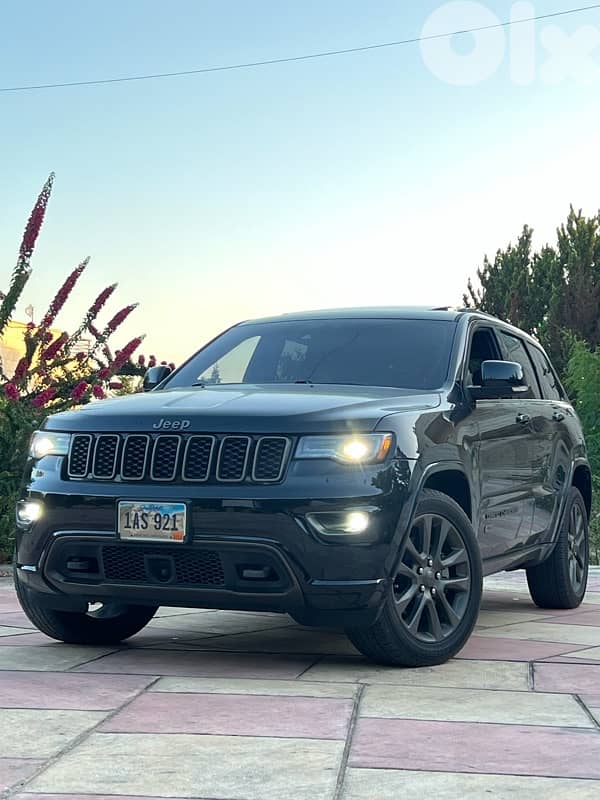 Jeep Grand Cherokee 2017 anniversary v8 0