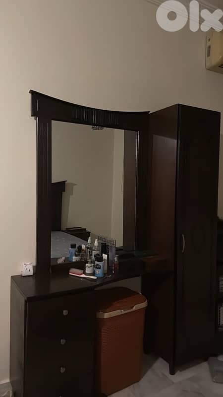 Full Bedroom Set + 3 Air Conditioners + Dishwasher & Washing Machine 0