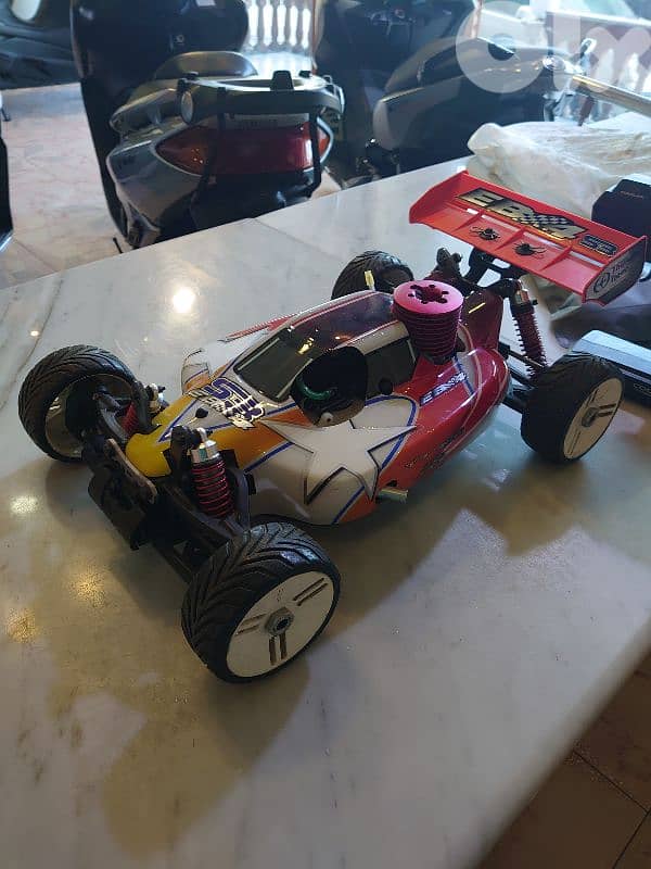 rc buggy thunder tiger 1/8 2