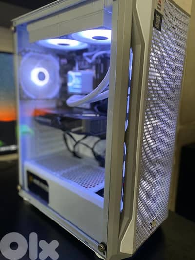 كومبيوتر كايس فقط للبيع بسعر حرق cor i5 ٩٤٠٠f