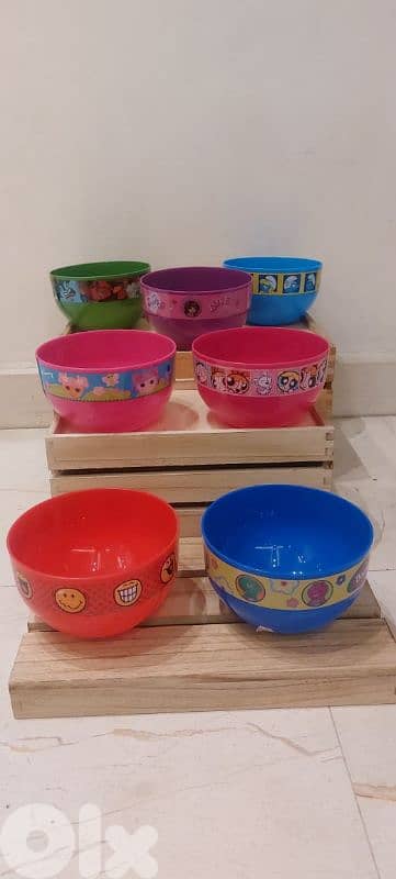 dinner ware plastic 4