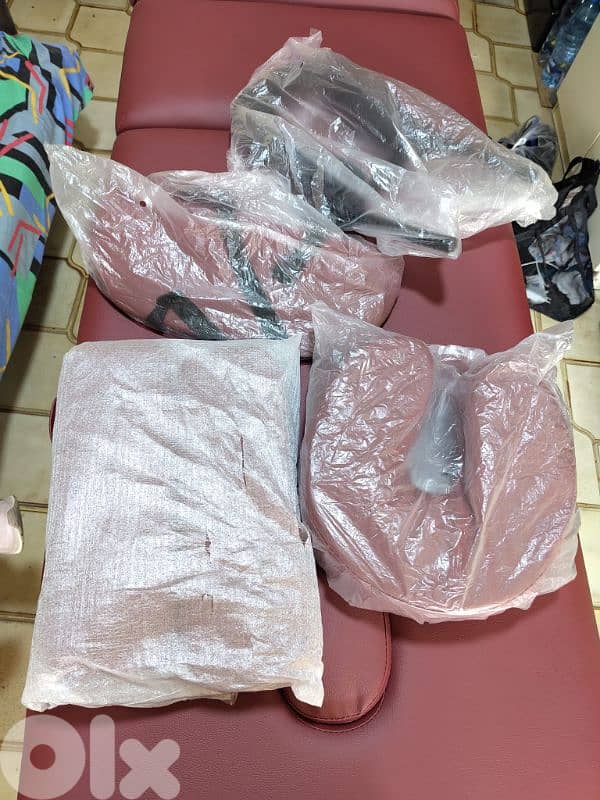 Massage / Physiotherapy Bed 3