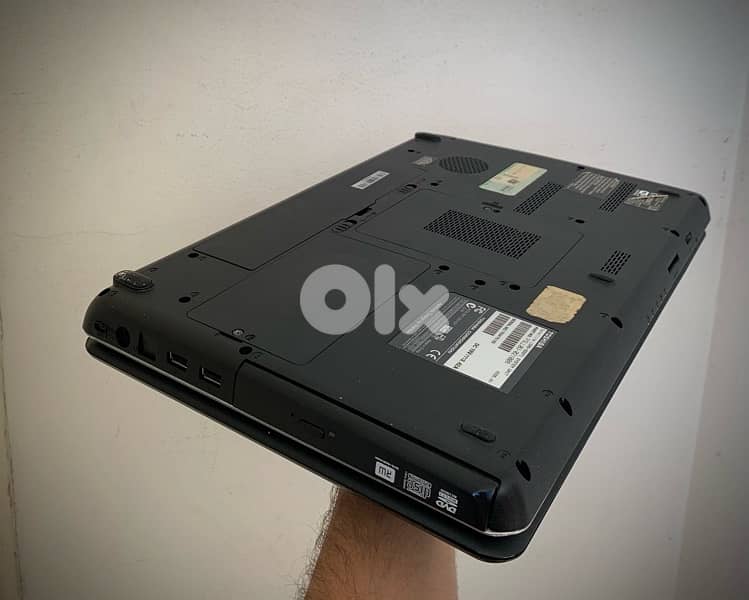 laptop Toshiba 2