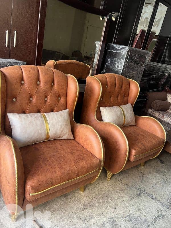 طقم كنبايات شستر فيلد شبه جديد 4