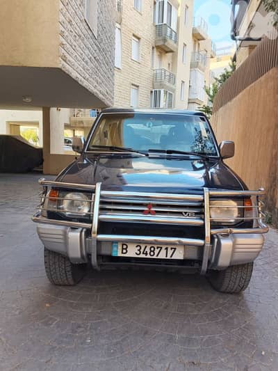 ميتسوبيشي باجيرو 1995