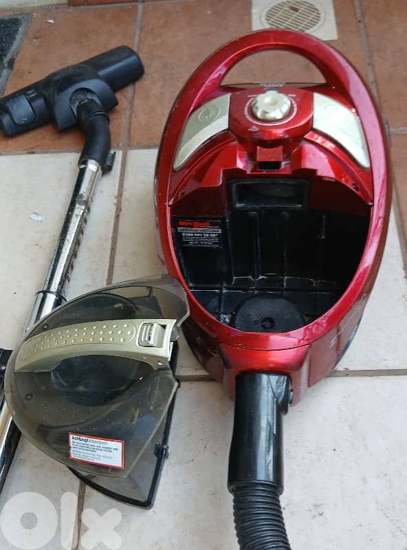 vacuum cleaner 4