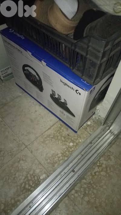 stearing wheel open box