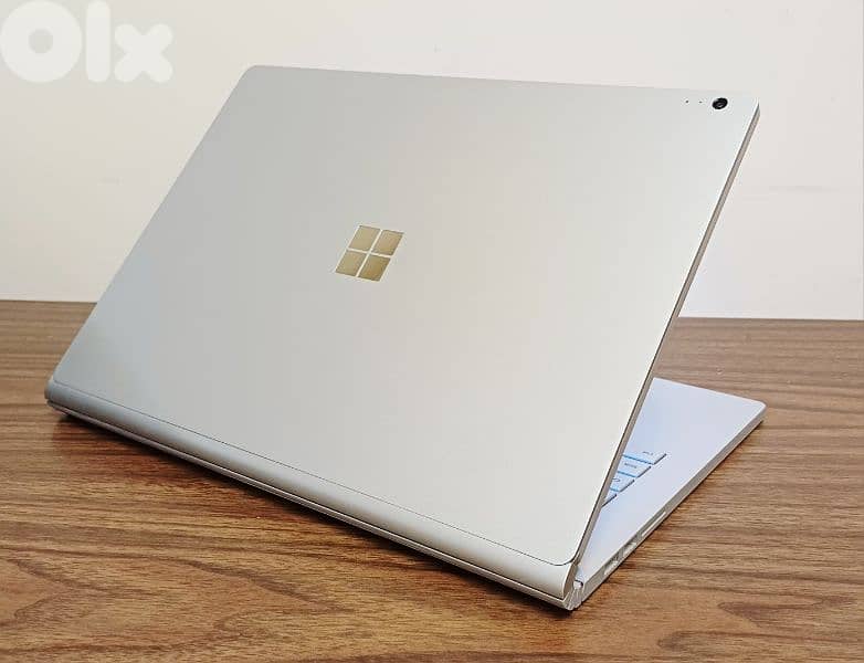 MICROSOFT SURFACE CORE I7 - 2 GB VGA - DETACHABLE - 3K SCREEN 10