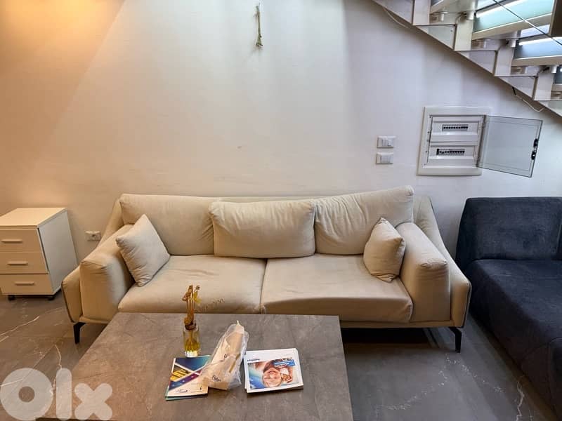 2 armchairs the white 2