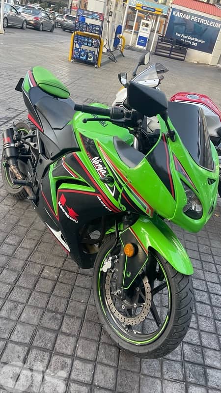 KAWASAKI NINJA 250cc – 2010 2