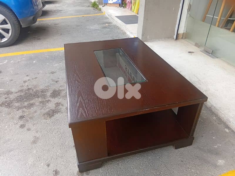 طاولي موبيليا شبه جديد 1