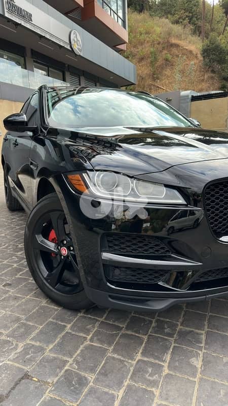 Jaguar F-Pace 2018(BLACK EDITION)Turbocharged 0