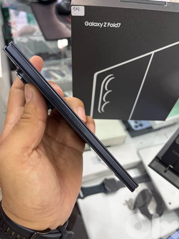 samsung Z Fold7 black 2 sim 512gb like new 5