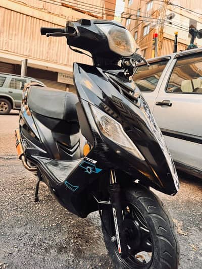 Lindy Azzo 150cc 2023
