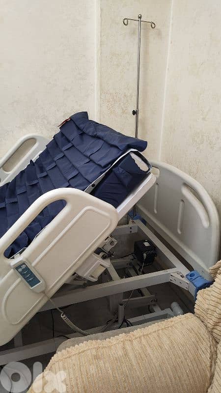 Electric Patient Bed 0