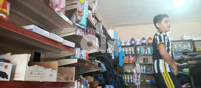 50 shanta banatleen wo sababeet kelon be 200$ 1