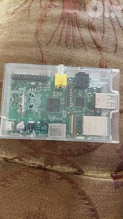 raspberry pi 1 (c) 2011