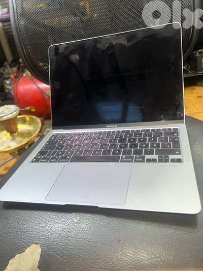 macbook air m1 locked icloud