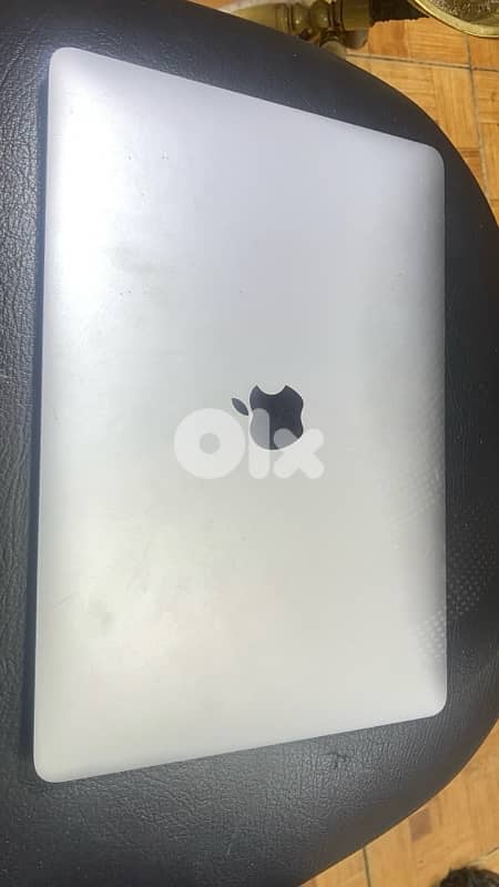 macbook air m1 locked icloud 1