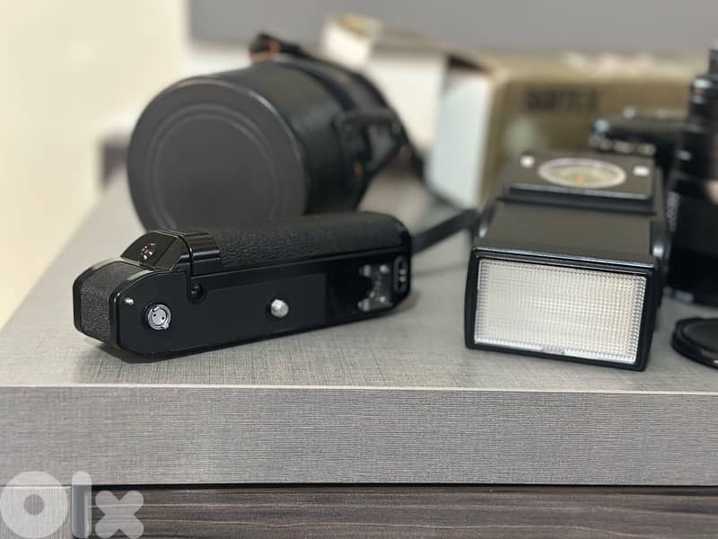 Canon A-1 Vintage Film Camera 1978 and accessories kit 1