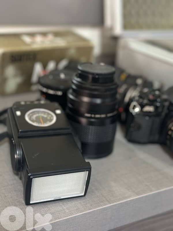 Canon A-1 Vintage Film Camera 1978 and accessories kit 3