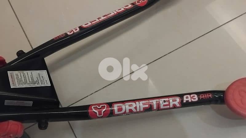 Drift A3 air scooter for action-kids 3