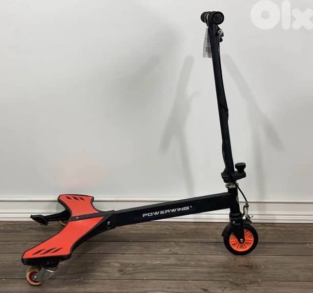 Razor PowerWing Scooter – Excellent Condition 1