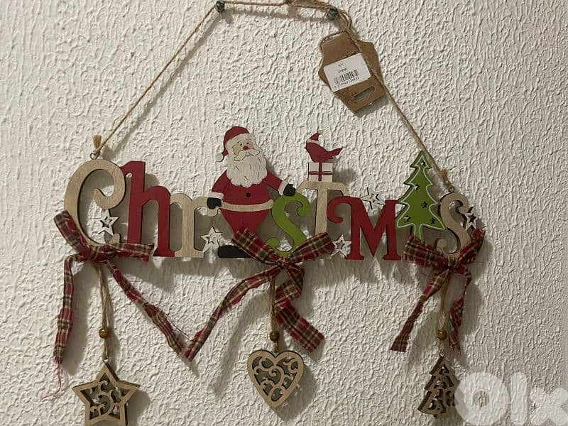 Hand craft christmas decoration in wood 2