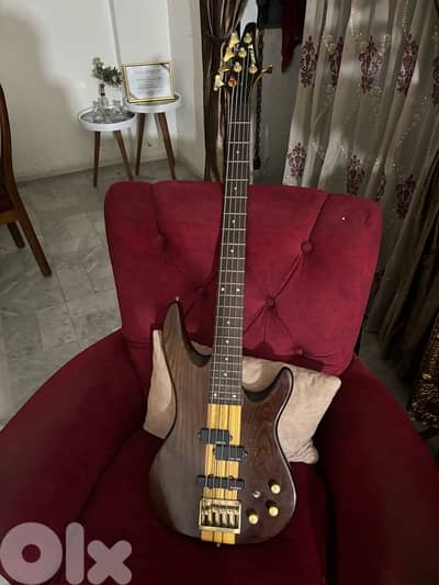 samick 5 strings bass guitar electric