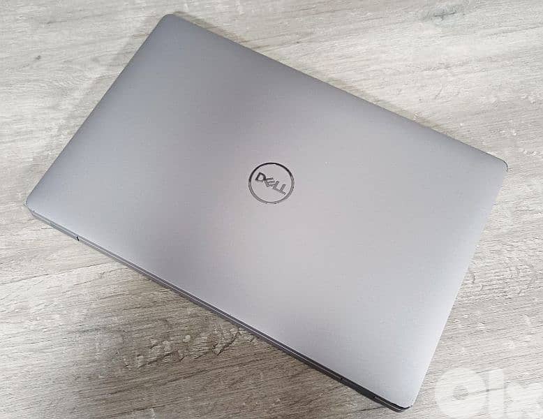 DELL PRECISION - CORE I7 GEN 10 - 16 RAM - 2 GB VGA  - 15.6" FHD 10
