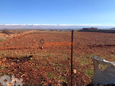 Land For Sale in Deir el Ahmar CPCF297