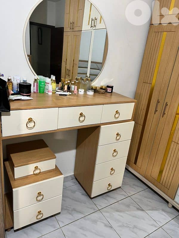 جونيه. ادونيس. هاتف 81195326 8