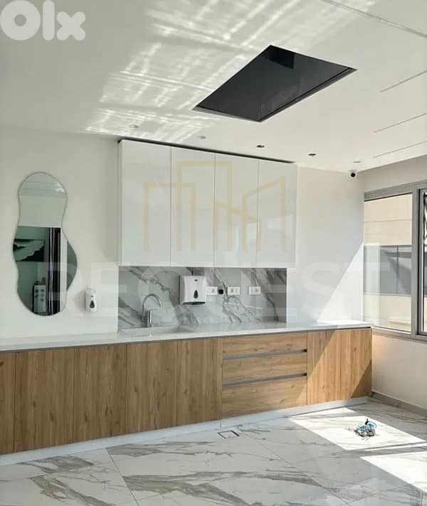 Room in a Clinic For Rent in Hazmieh غرفة في عيادة للايجار في الحازمية 0