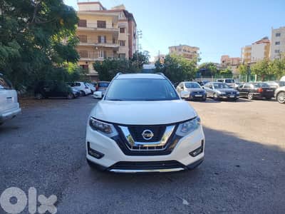 Nissan Rogue SV 2017 / CLEAN CARFAX