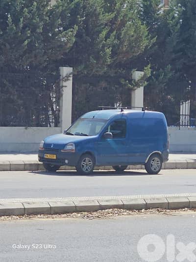 رينو كانجو 2000