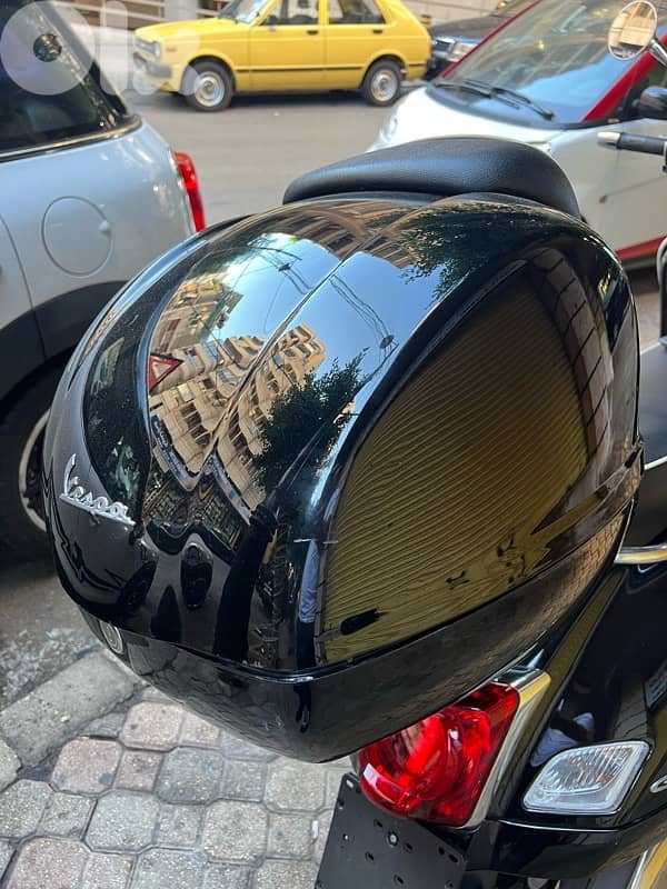 vespa GTS 300 9