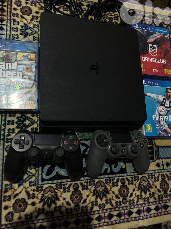 ps4 slim 0