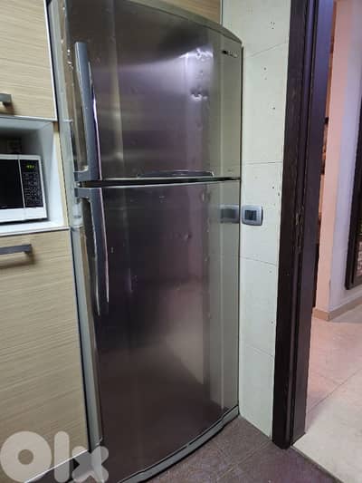 TOSHIBA FRIDGE 2 DOOR 185CM 710L
