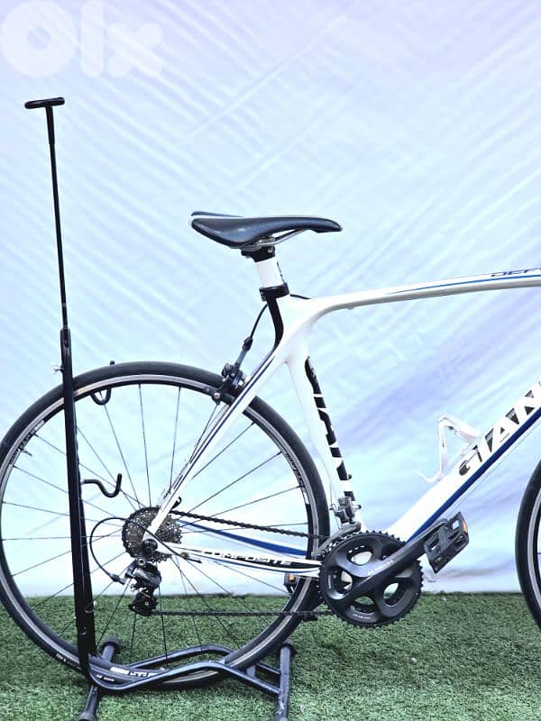Gaint Defy road bike 28 Carbon Fiber 1
