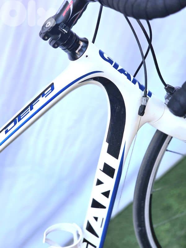 Gaint Defy road bike 28 Carbon Fiber 4