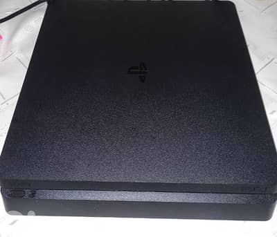 Ps4 used  like new 500g