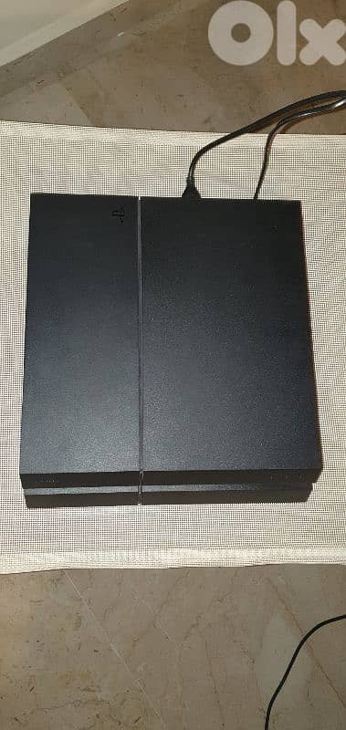 PS4 - 1 TB 0