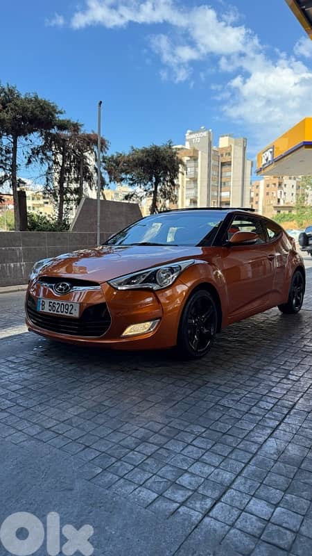 Hyundai Veloster Model 2013 مصدر شركة 0