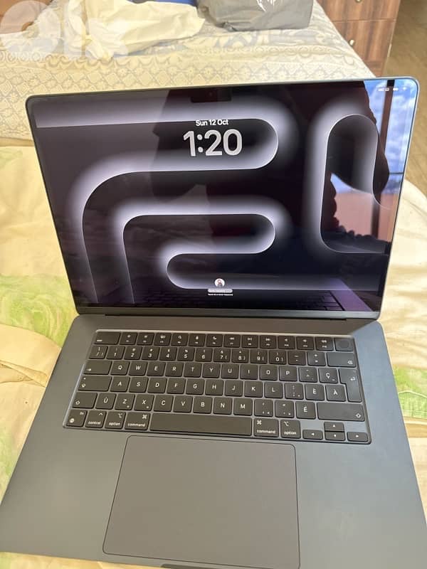 Macbook M3 15 Inch Midnight Blue 1