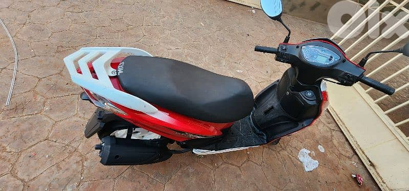 sym jet4 4
