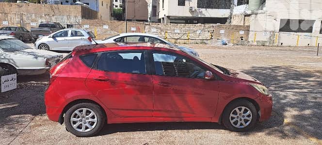 Hyundai Accent 2015