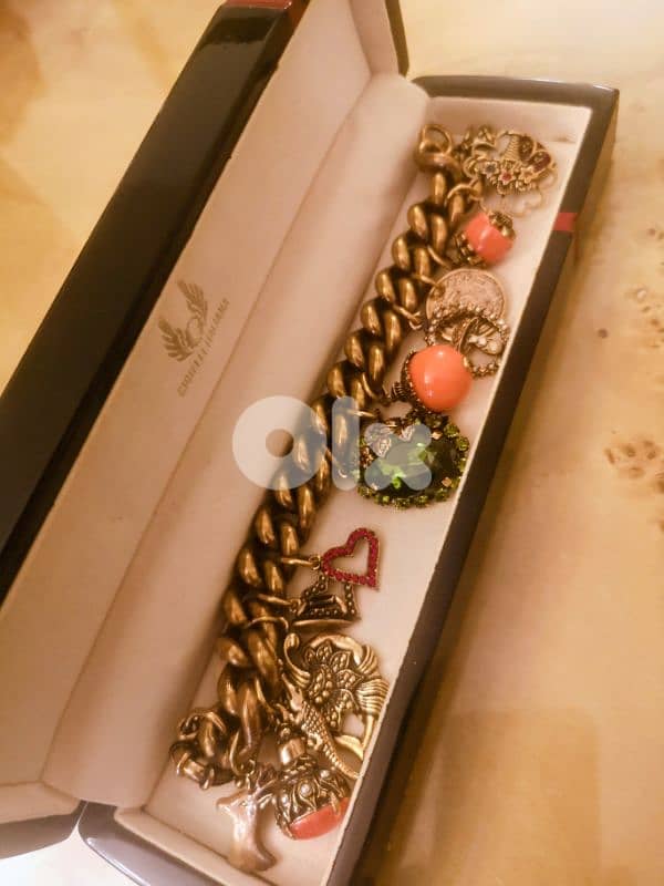 Design mo. ro. va Florence Italy Charm Bracelet 8