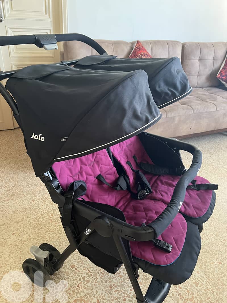 Twin stroller from joie 2