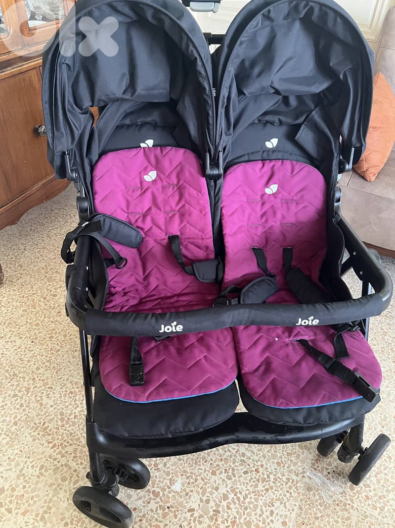 Twin stroller from joie 4